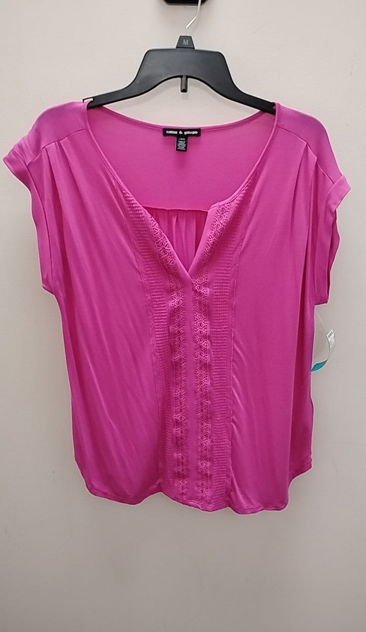 Size L Cable & Gauge Short Sleeve Misc. Tops