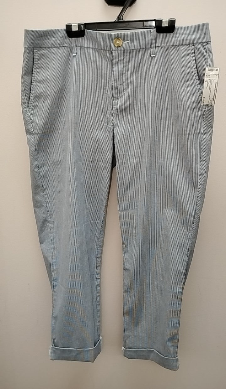 Size 10 Tommy Hilfiger Capris