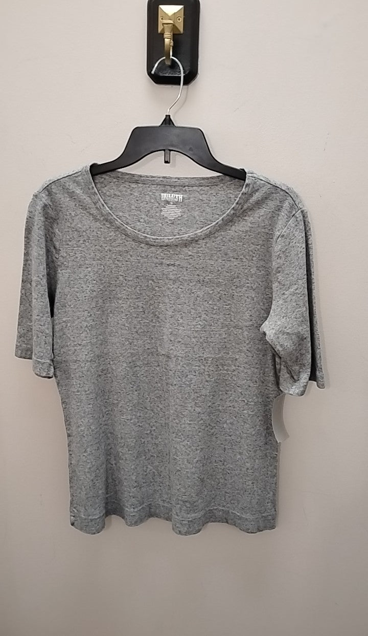Size S Duluth T-shirt