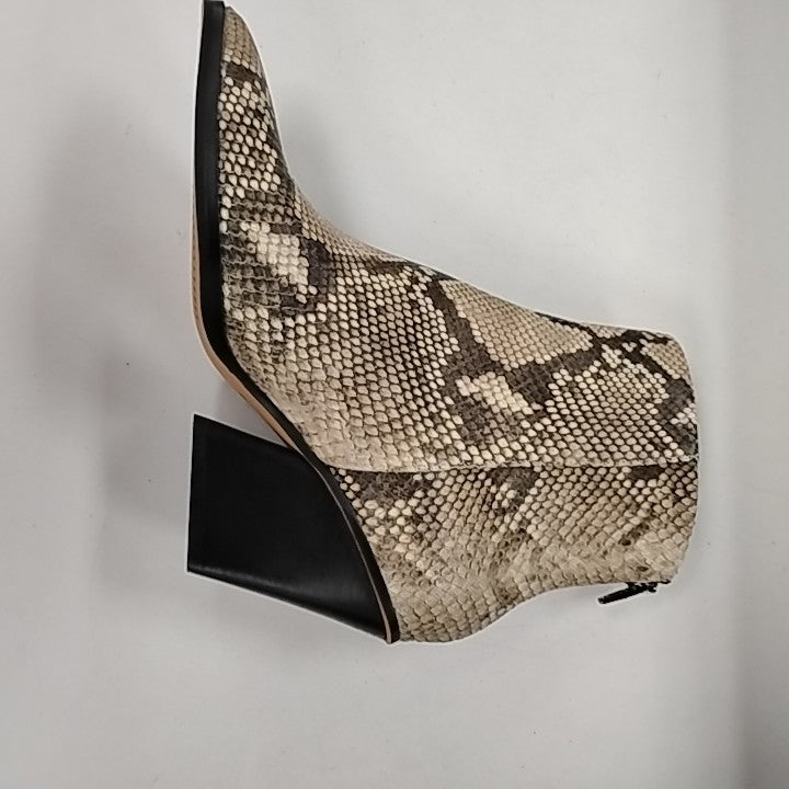 7 Dolce Vita Boots