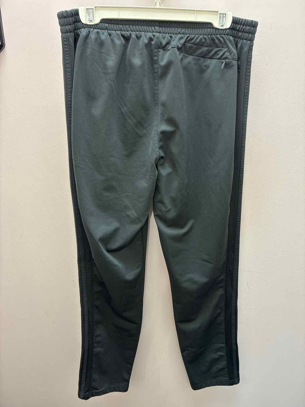 Size XL Adidas Men's Sweatpants
