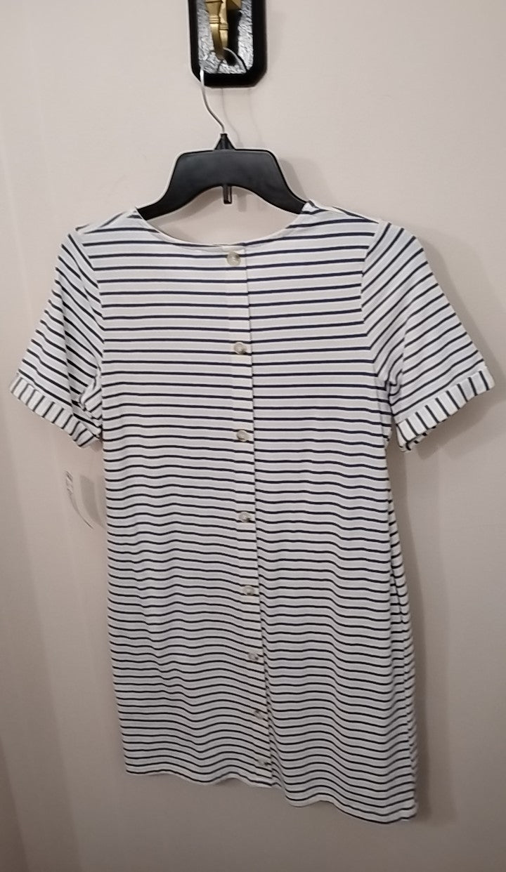 Size S Davi & Dani Dress