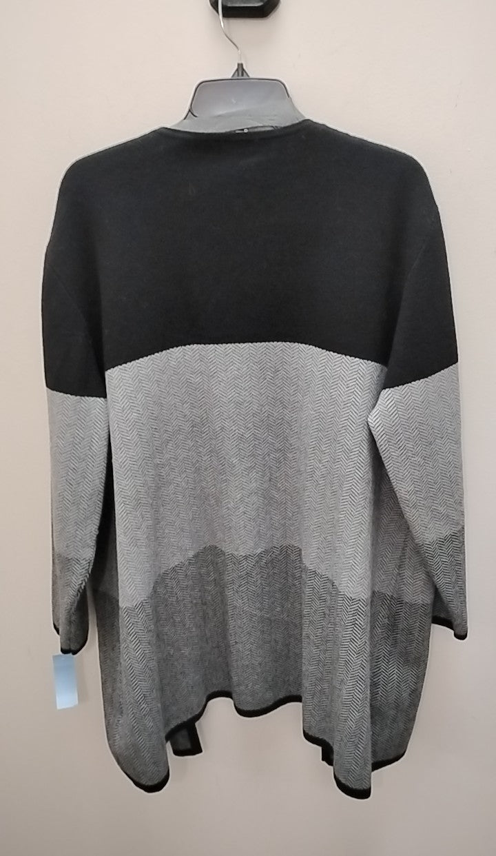 Size 3X North Style Cardigan