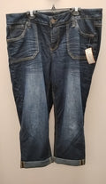 Size 14 Lane Bryant Capris