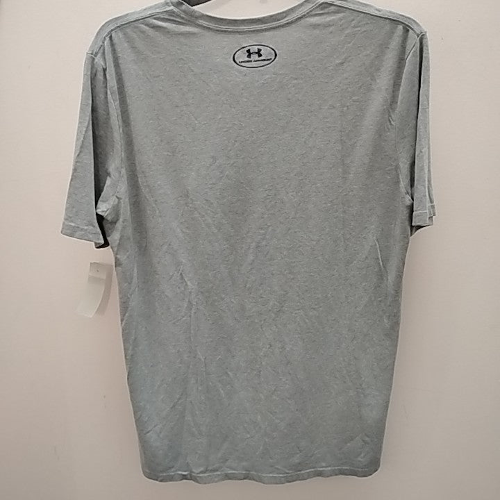 Size S Under Armour Men's T-shirt