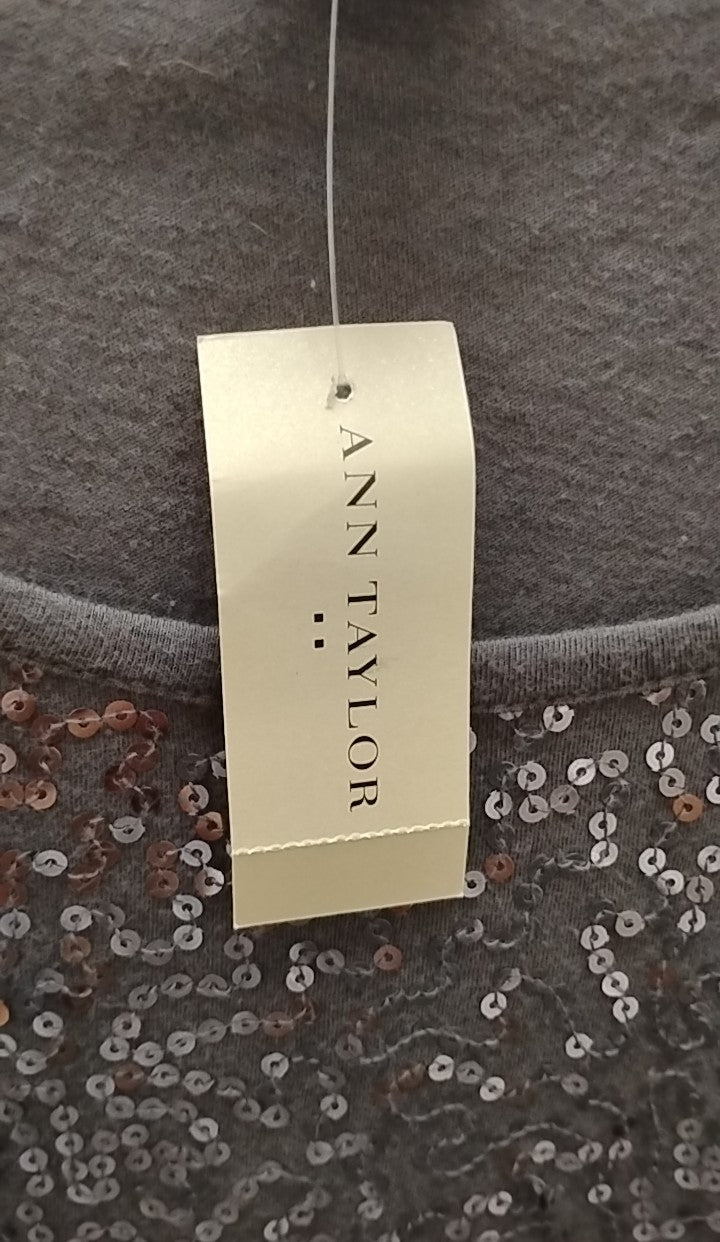 Size XL Ann Taylor T-shirt