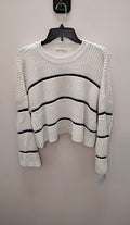 Size S Moon & Madison Sweater