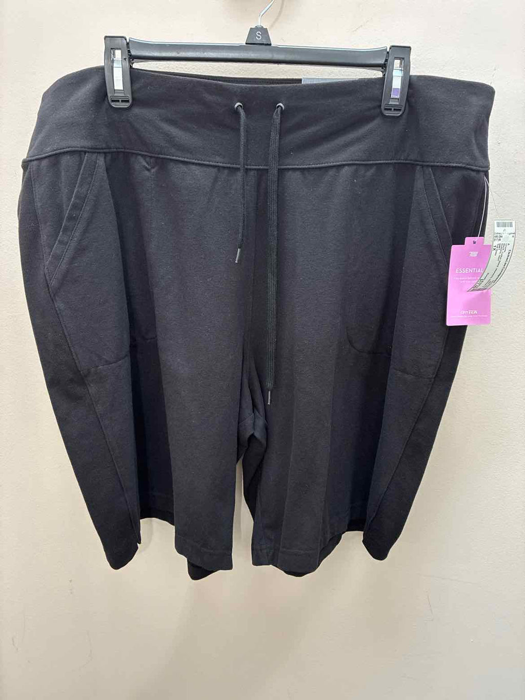 Size 1X Tek Gear Shorts