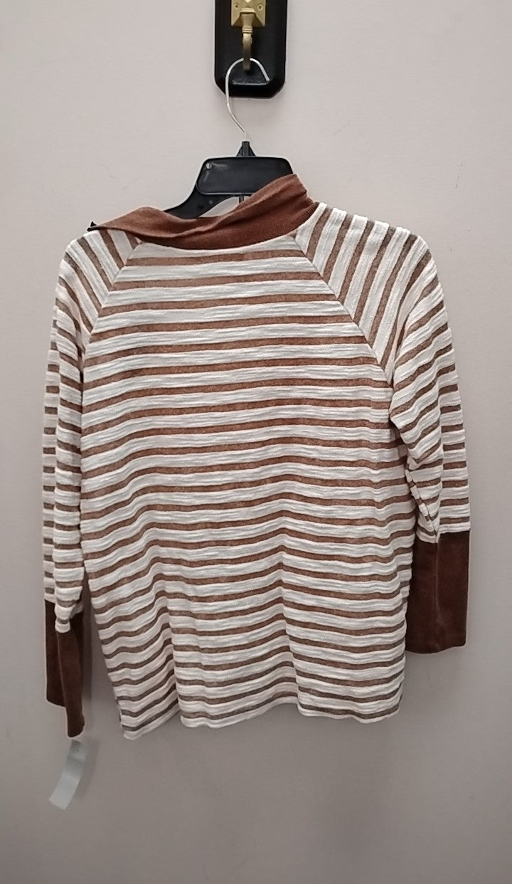 Size L Doe & Rae Sweatshirt