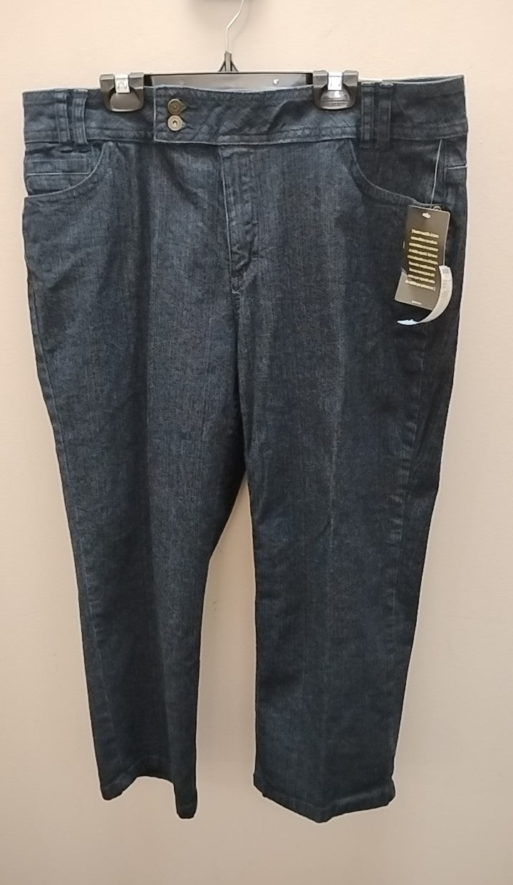 Size 14 St John's Bay Capris