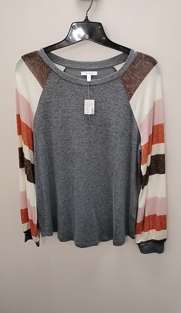 Size L Maurice Misc. Tops