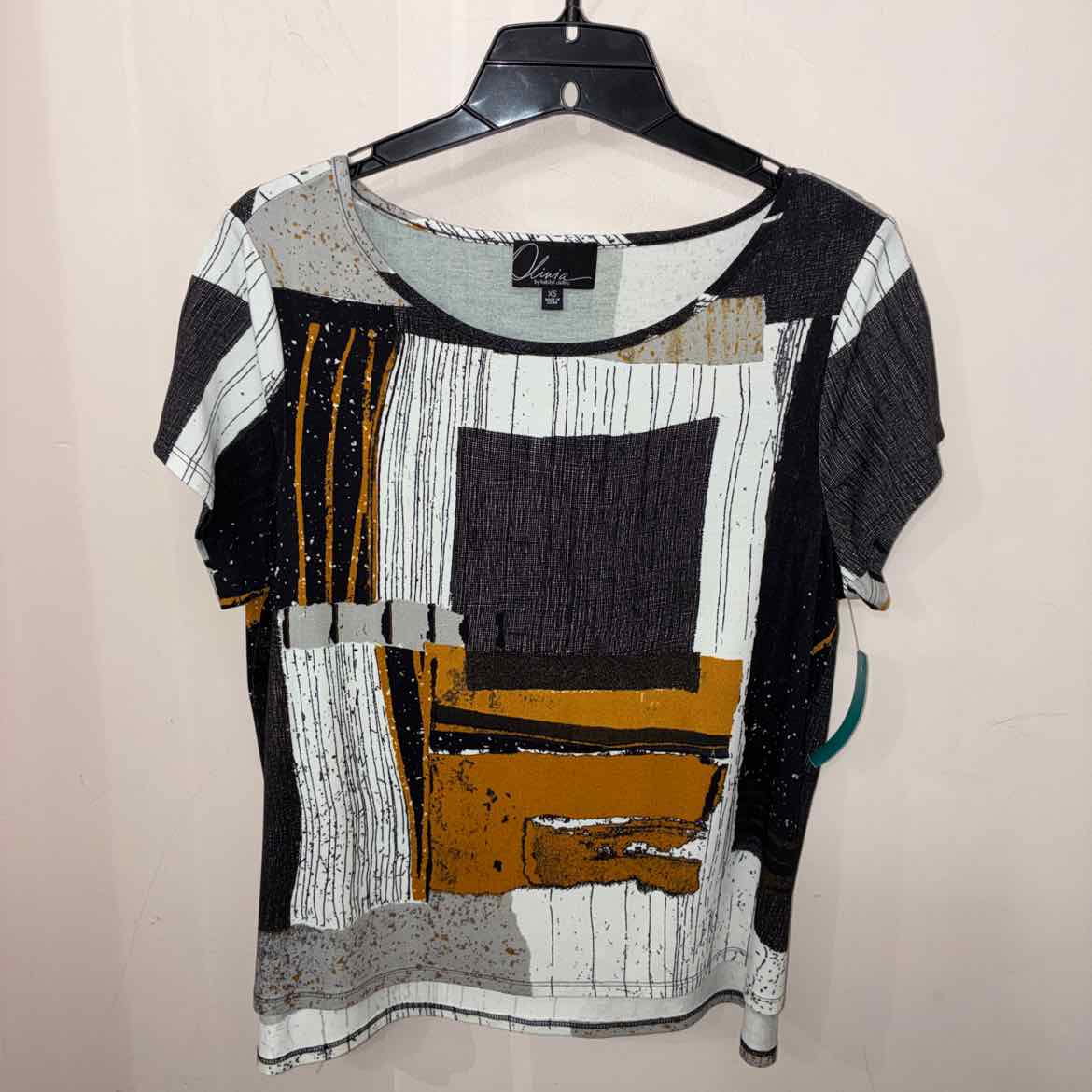 Size XS Olivia Short Sleeve T-shirt