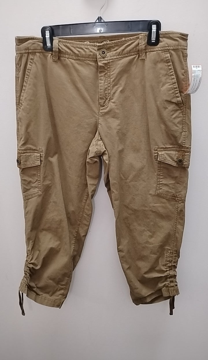 Size 12 Eddie Bauer Capris