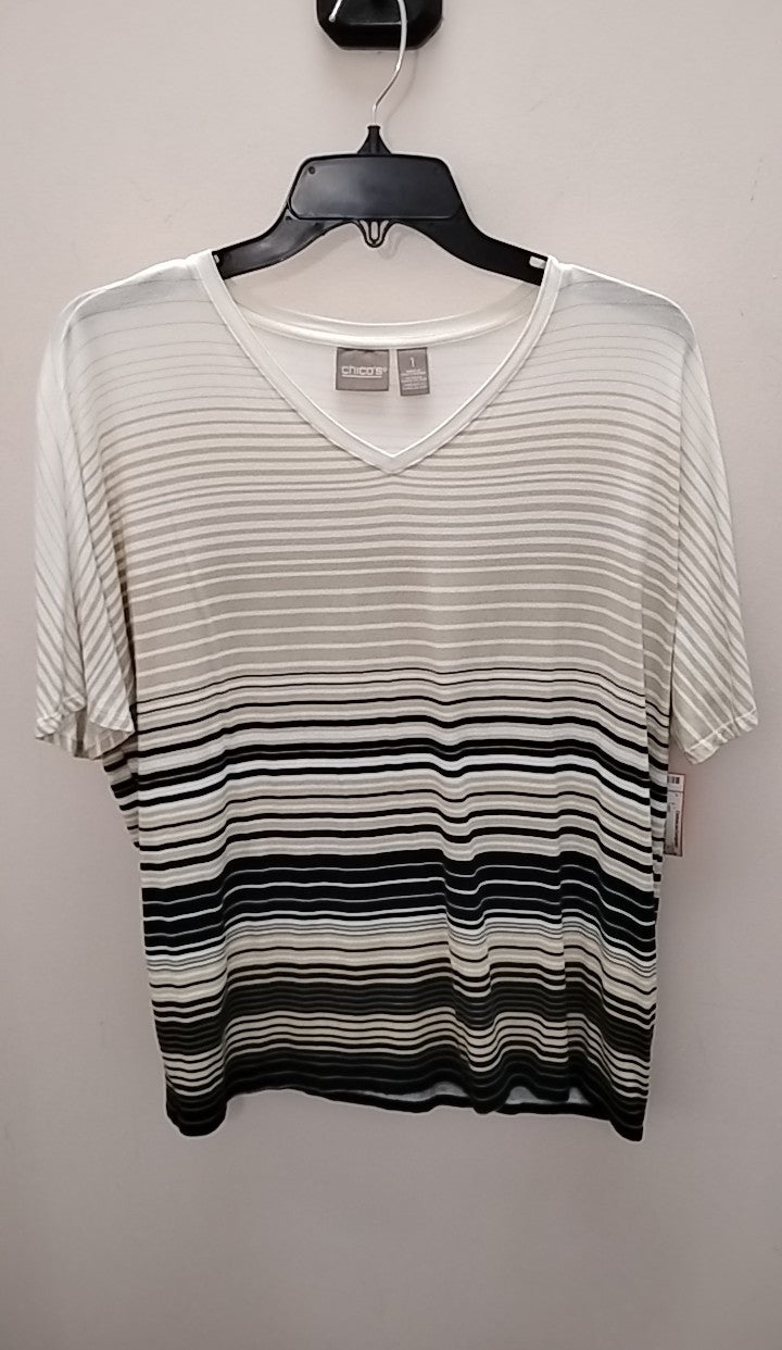Size M Chicos T-shirt