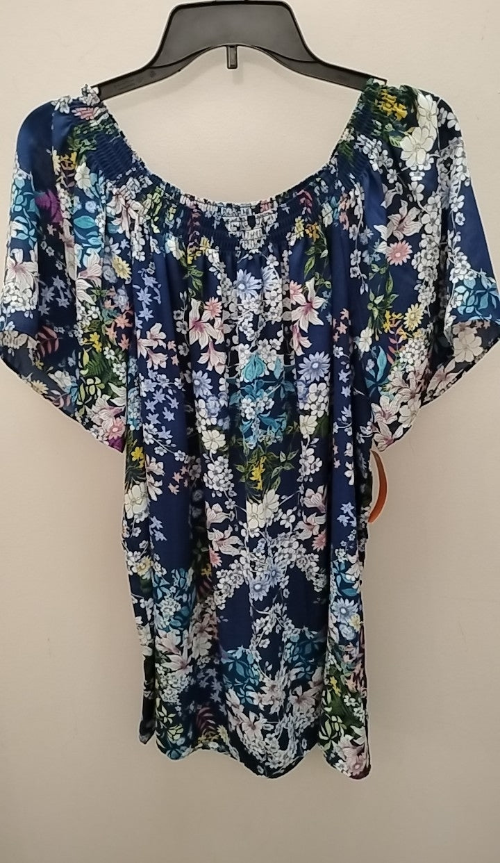 Size 1X Violet & Claire Blouse