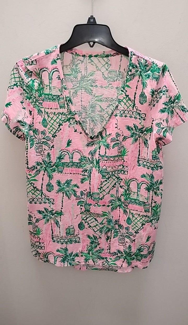 Size L Lilly Pulitzer T-shirt