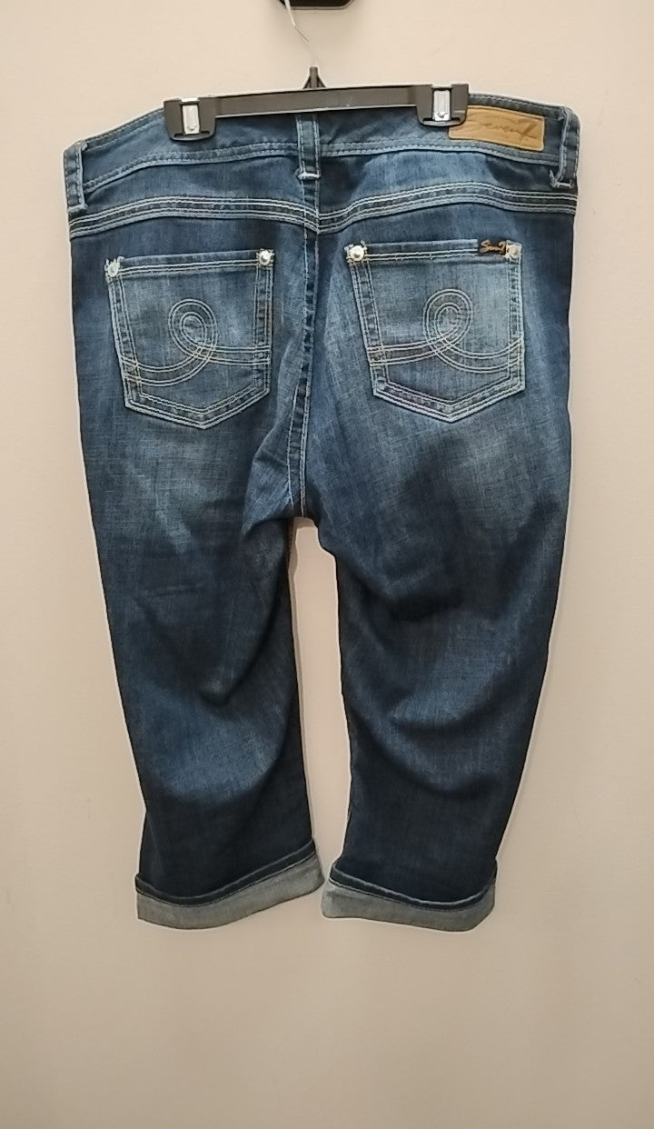 Size 16 Seven Capris