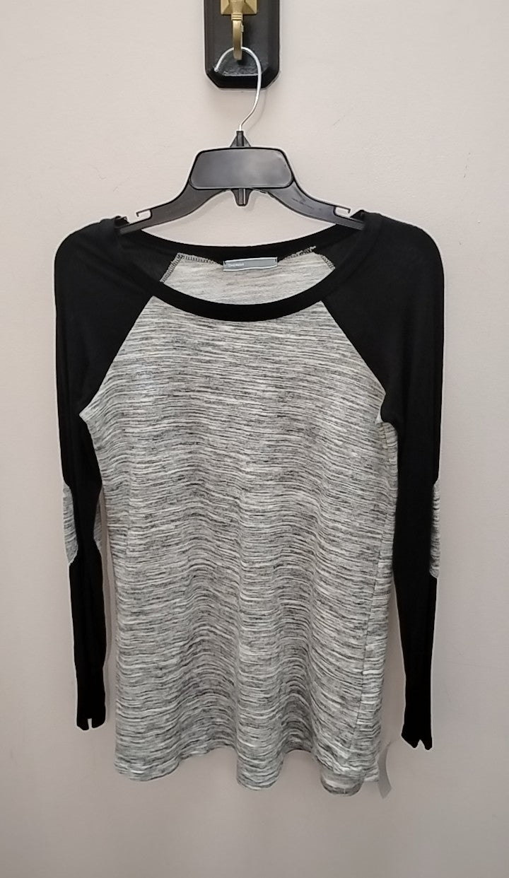 Size S Cherish Long-sleeve t-shirt
