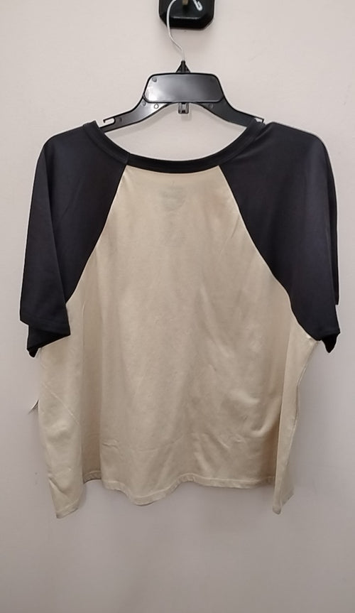 Size 1X Short Sleeve T-shirt