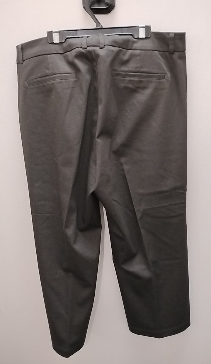 Size 14 Dockers Capris
