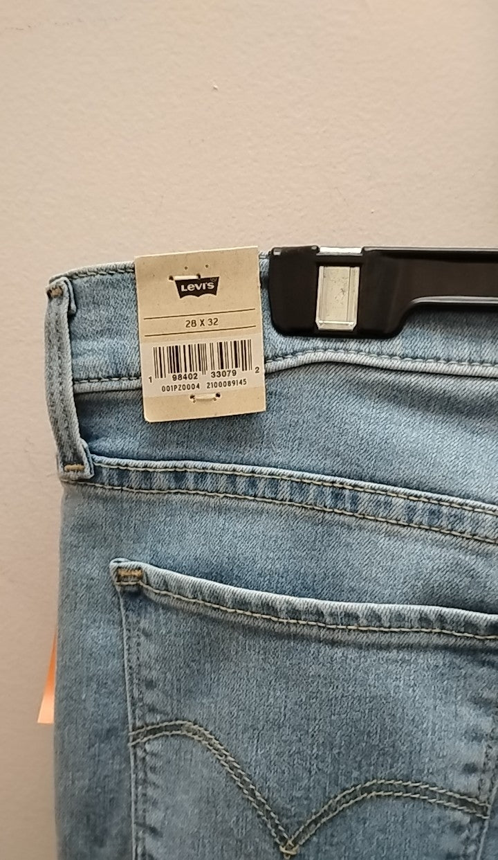 Size 6 Levi Jeans
