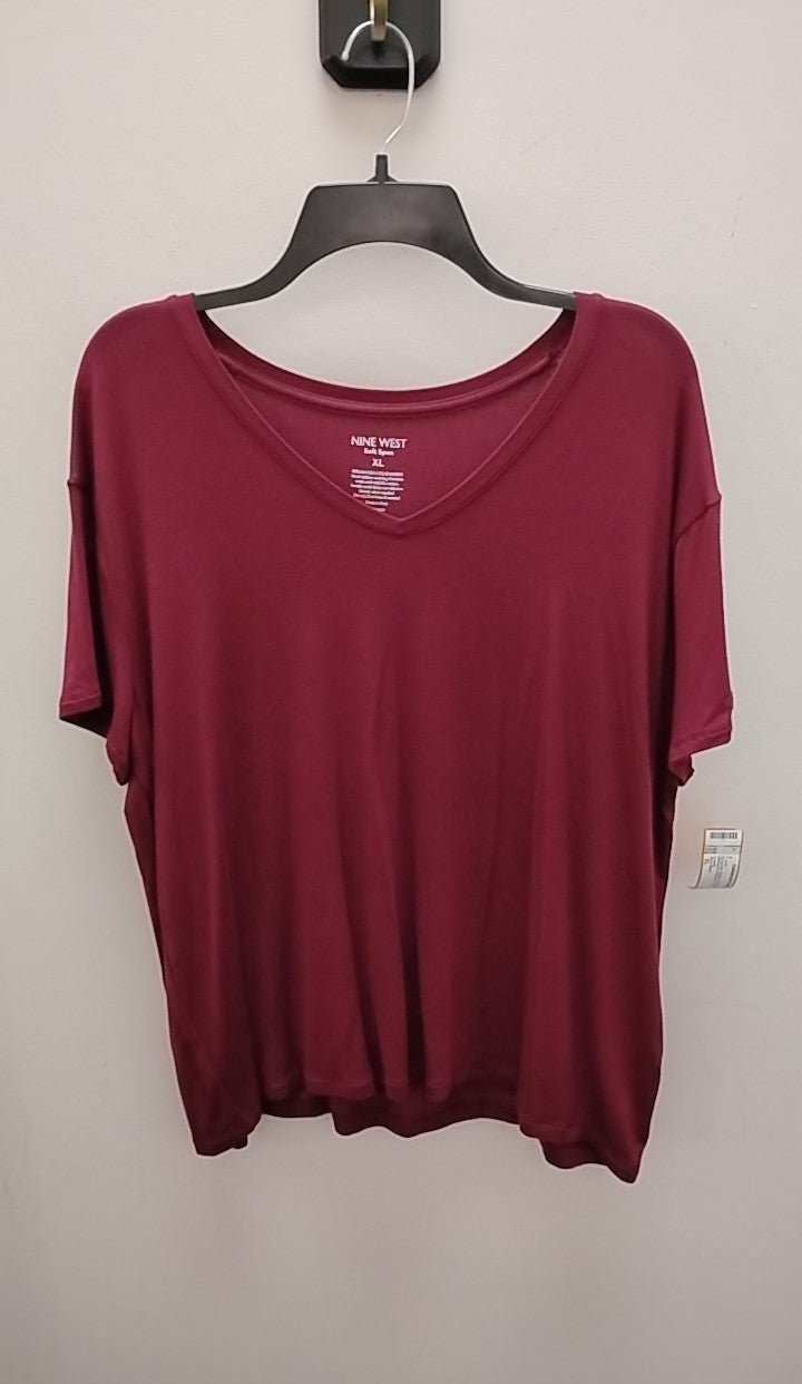 Size XL Nine West T-shirt