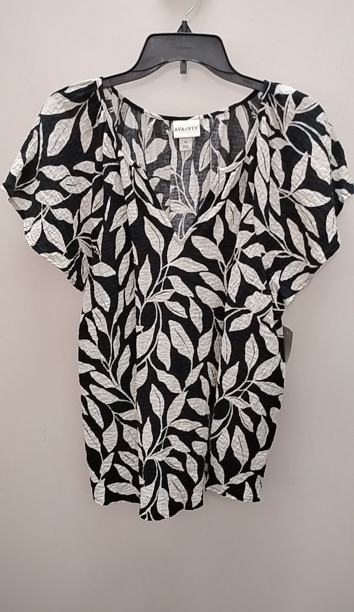 Size 1X Ava & Viv Short Sleeve Misc. Tops