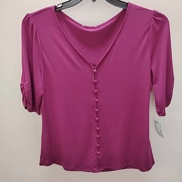 Size M Short Sleeve Blouse