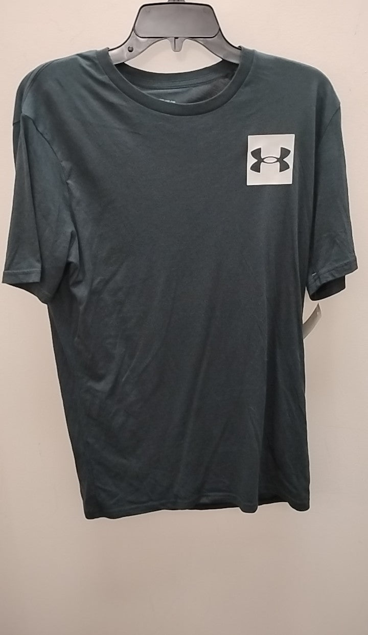 Size M Under Armour Men's Short Sleeve Shirt
