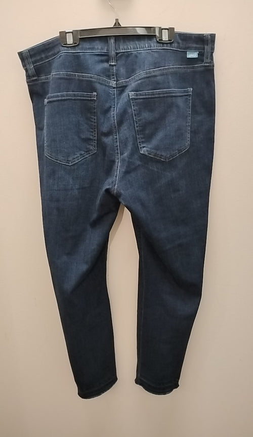 Size 16 JAG Capris