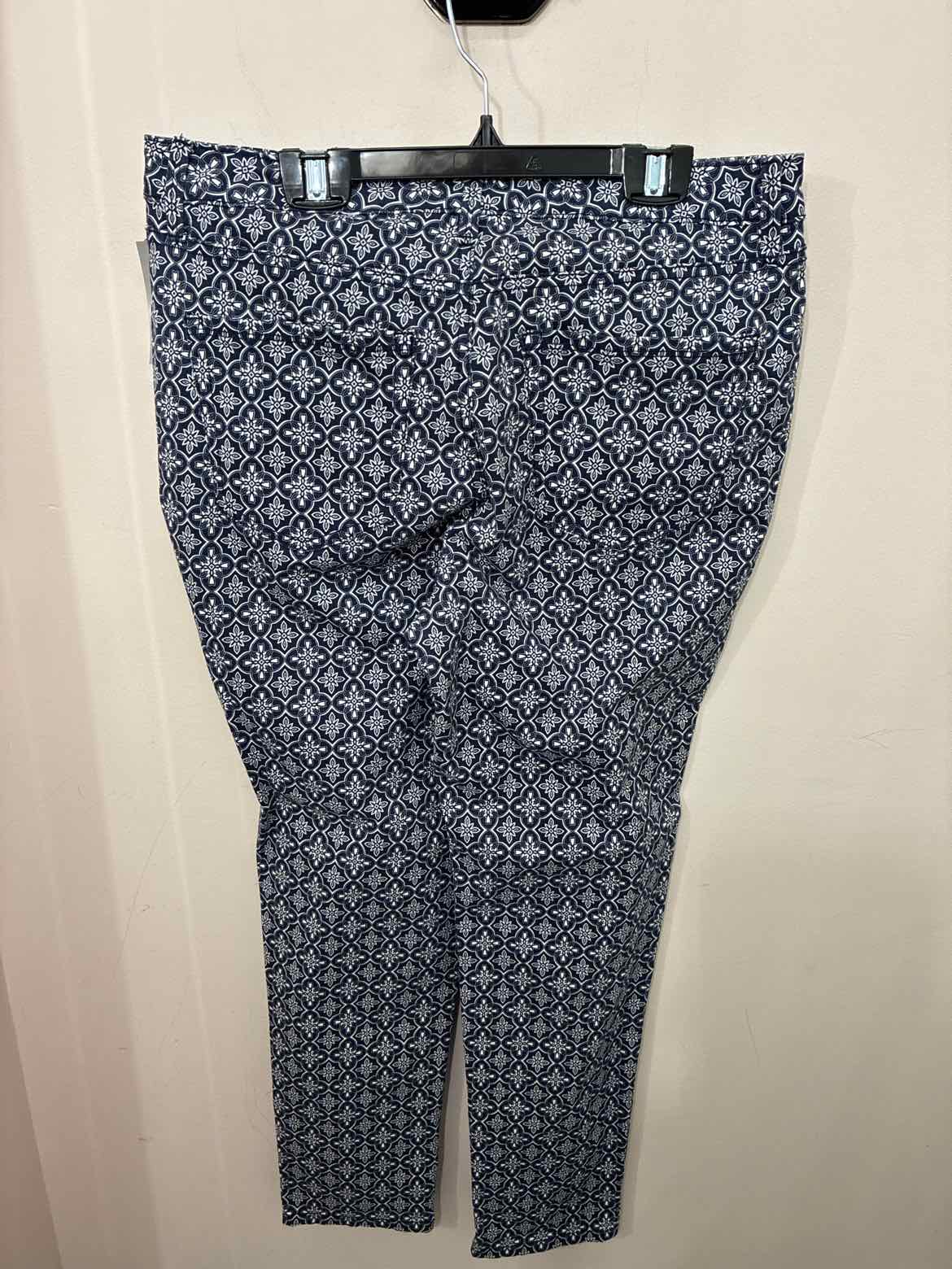Size 10 Charter Club Pants