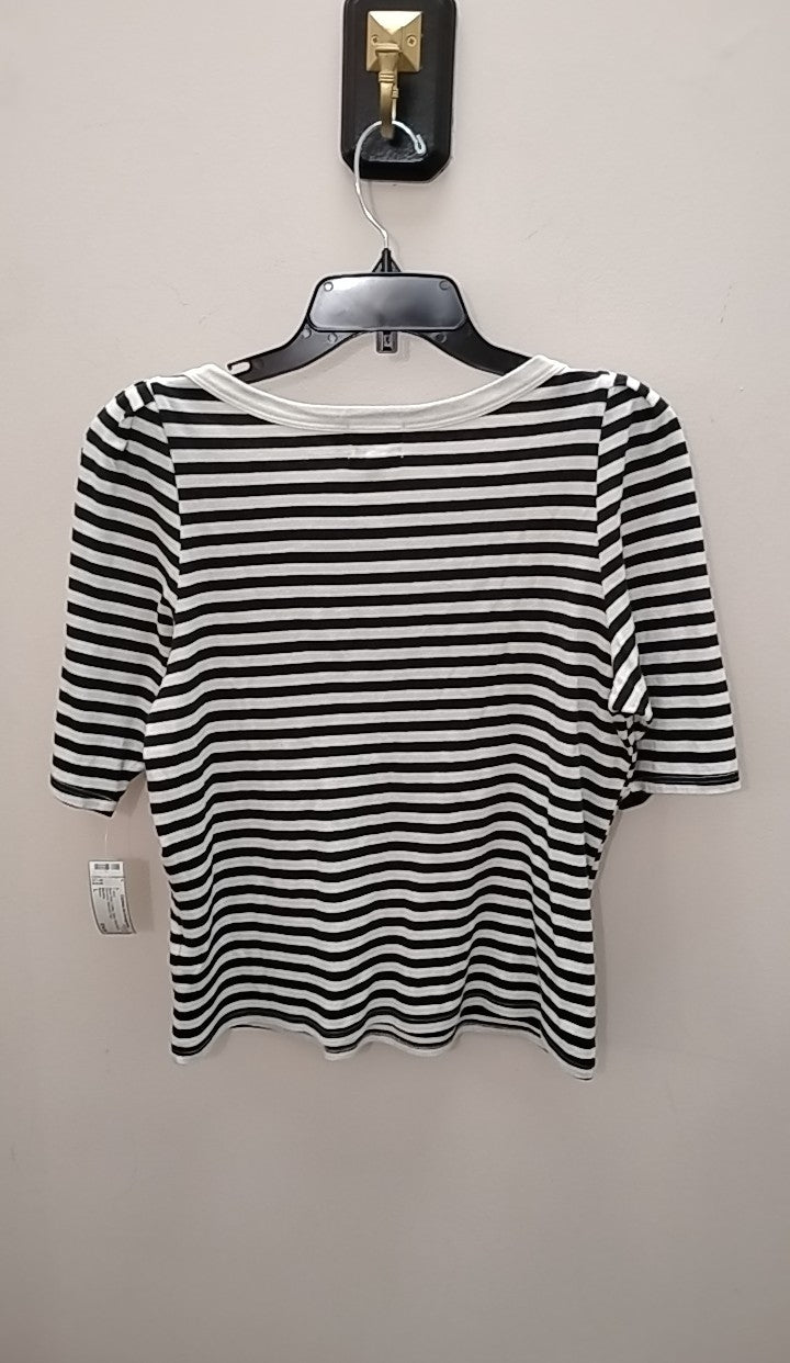 Size L Nation T-shirt