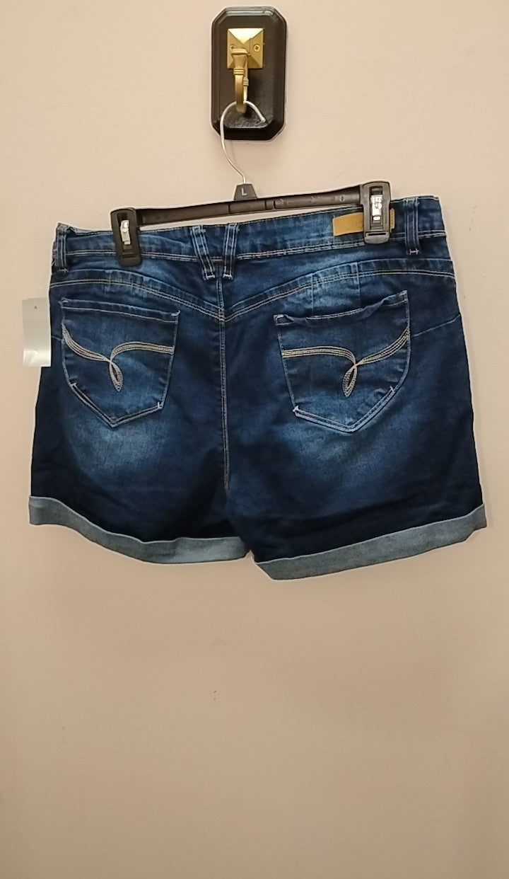 Size 14 Royalty Shorts