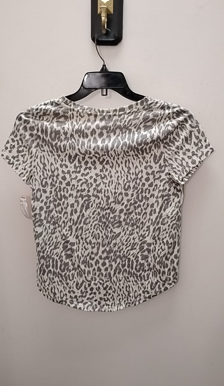 Size S/P Style & Co. T-shirt