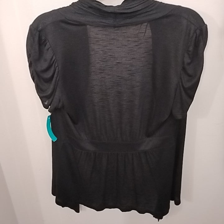 Size M AGB Short Sleeve Cardigan