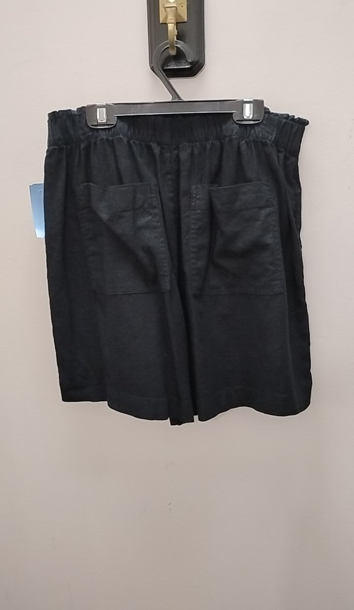 Size M Loft Shorts