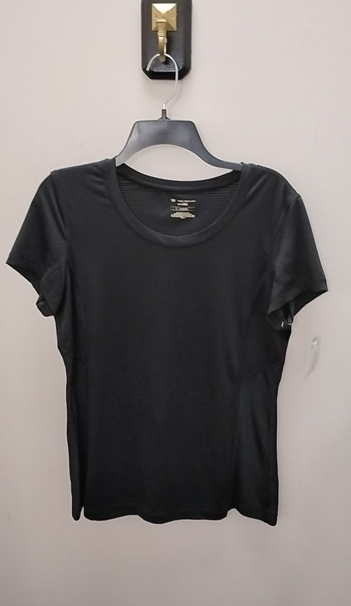 Size L Tek Gear T-shirt