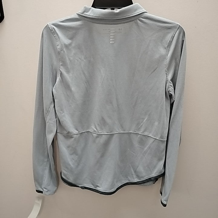 Size M Under Armour Long Sleeve Performance wear
