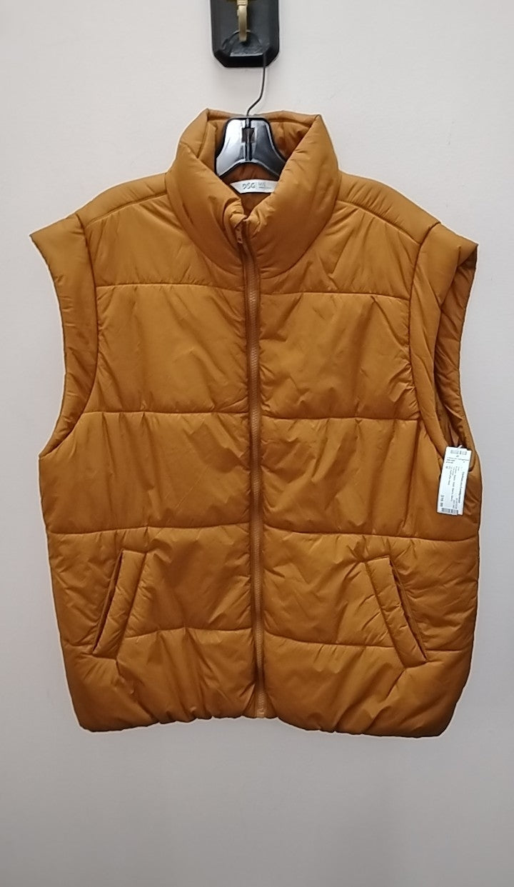 Size M DSG Men's Vest