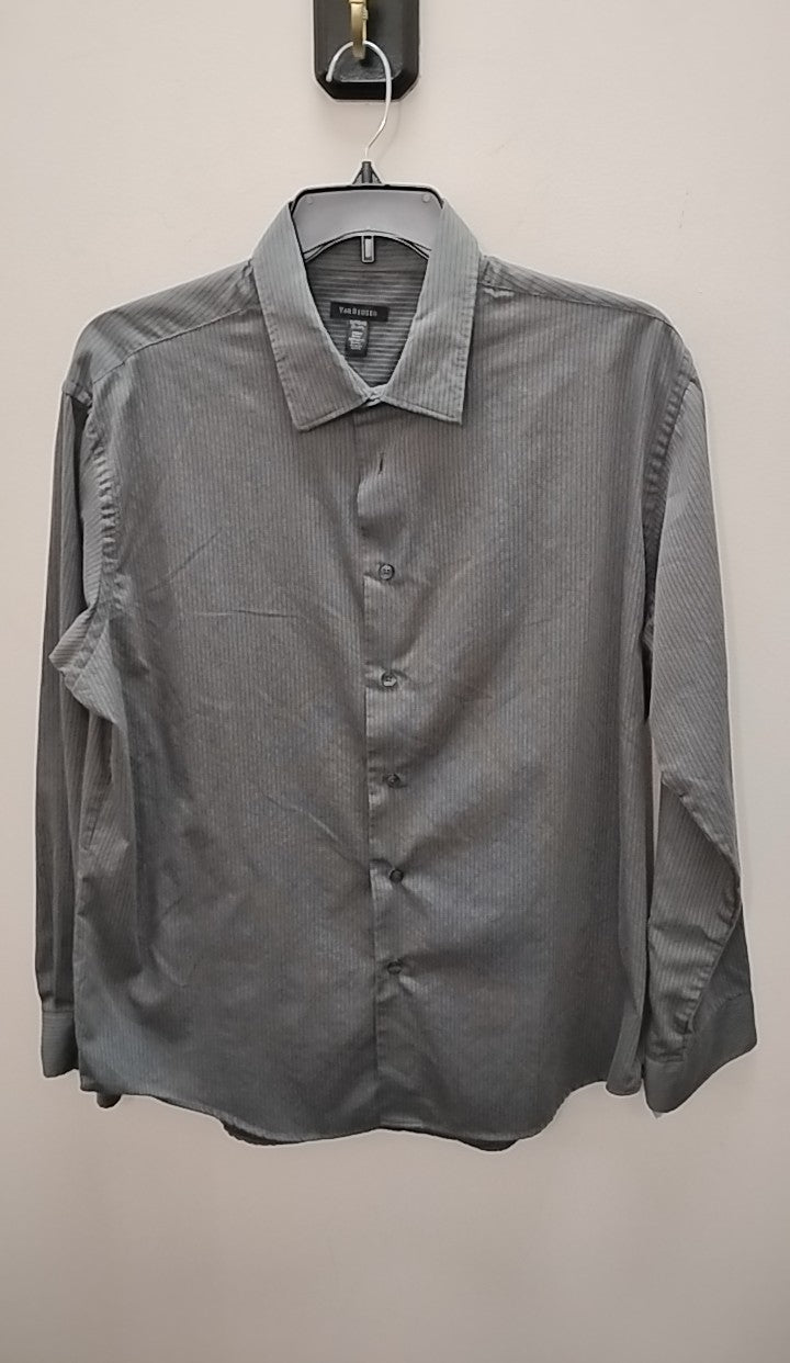 Size Van Heusen Men's Button down