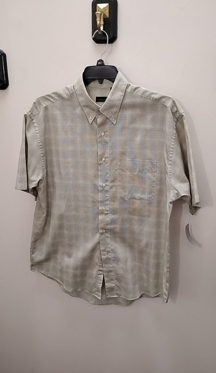 Size L Van Heusen Men's Short Sleeve Shirt
