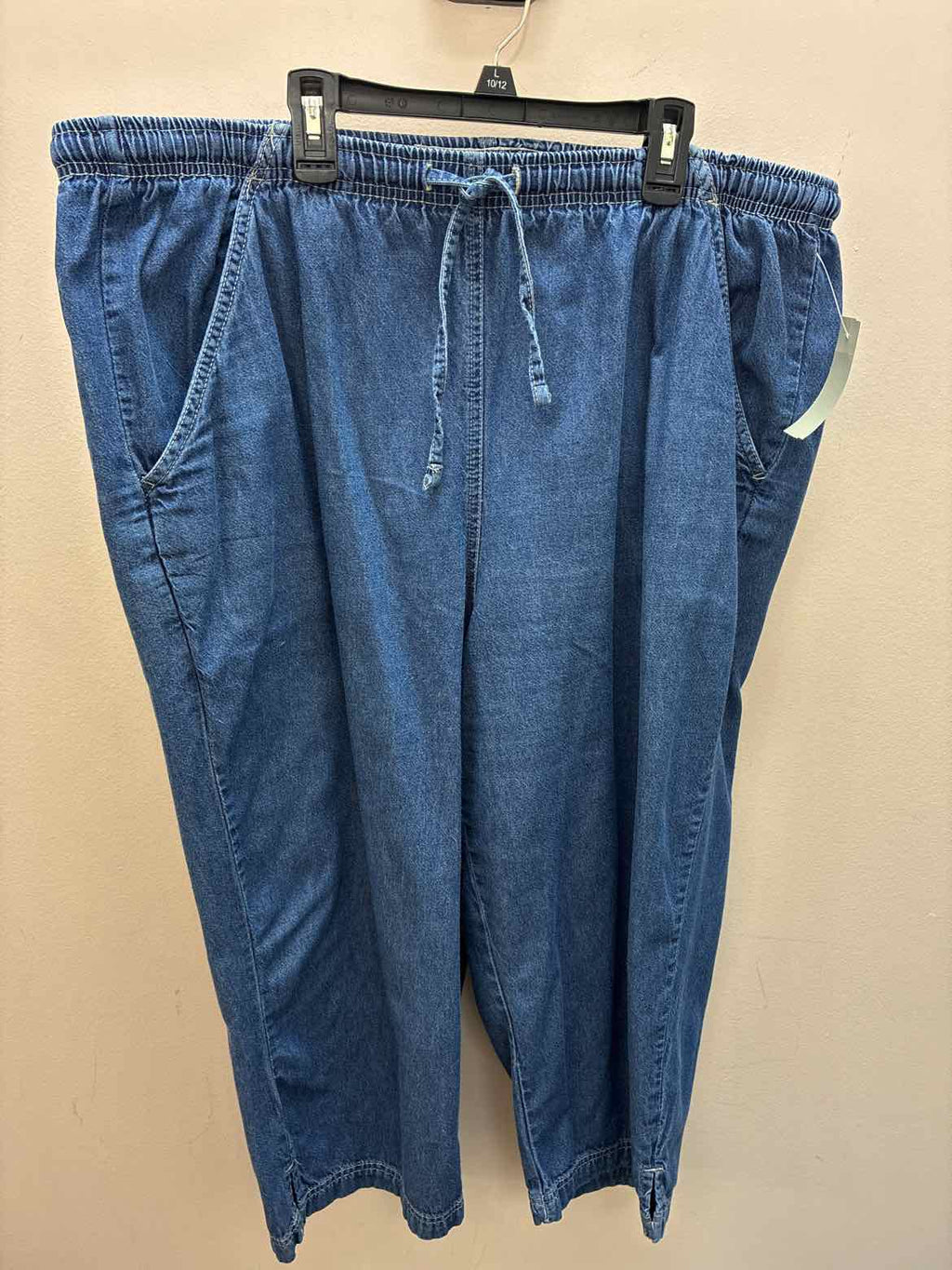 Size XXL Erika Capris