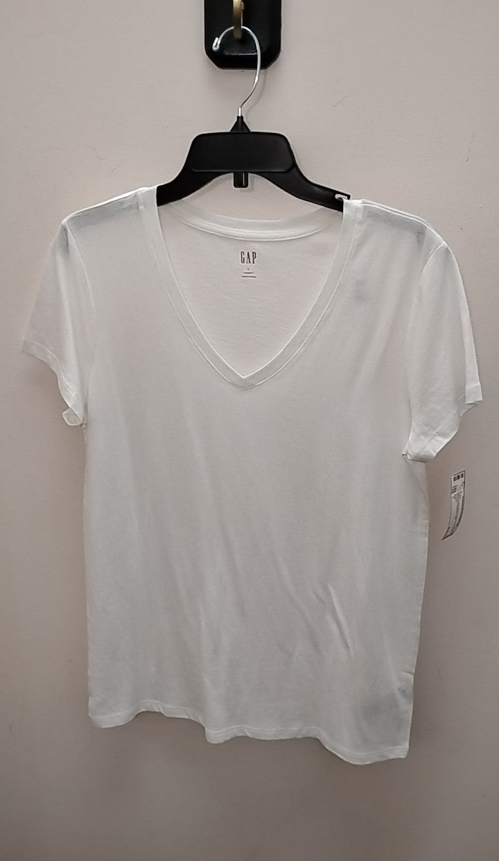 Size L Gap T-shirt