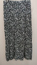 Size M Nine West Skirt