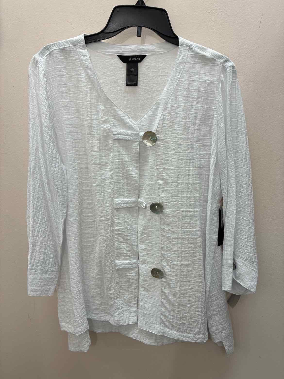 Size L Ali Miles Jacket