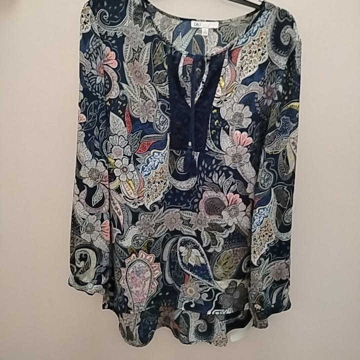 Size XL DR2 Long Sleeve Misc. Tops