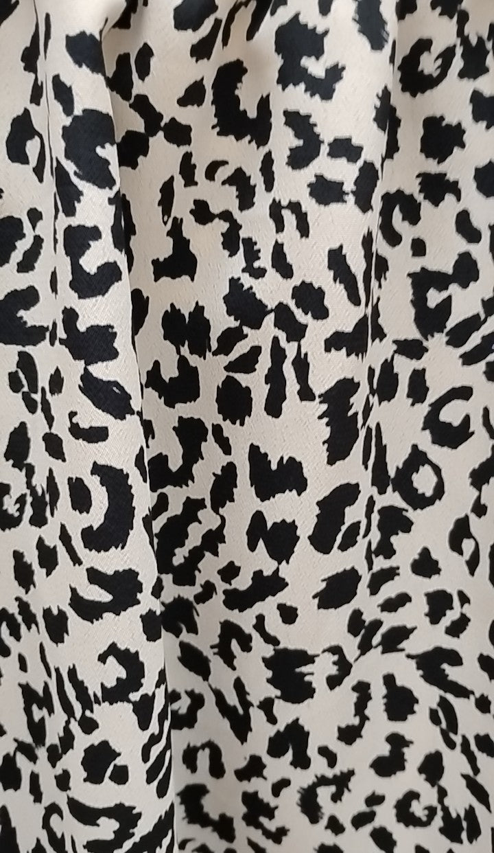 Size M altar'd state Skirt