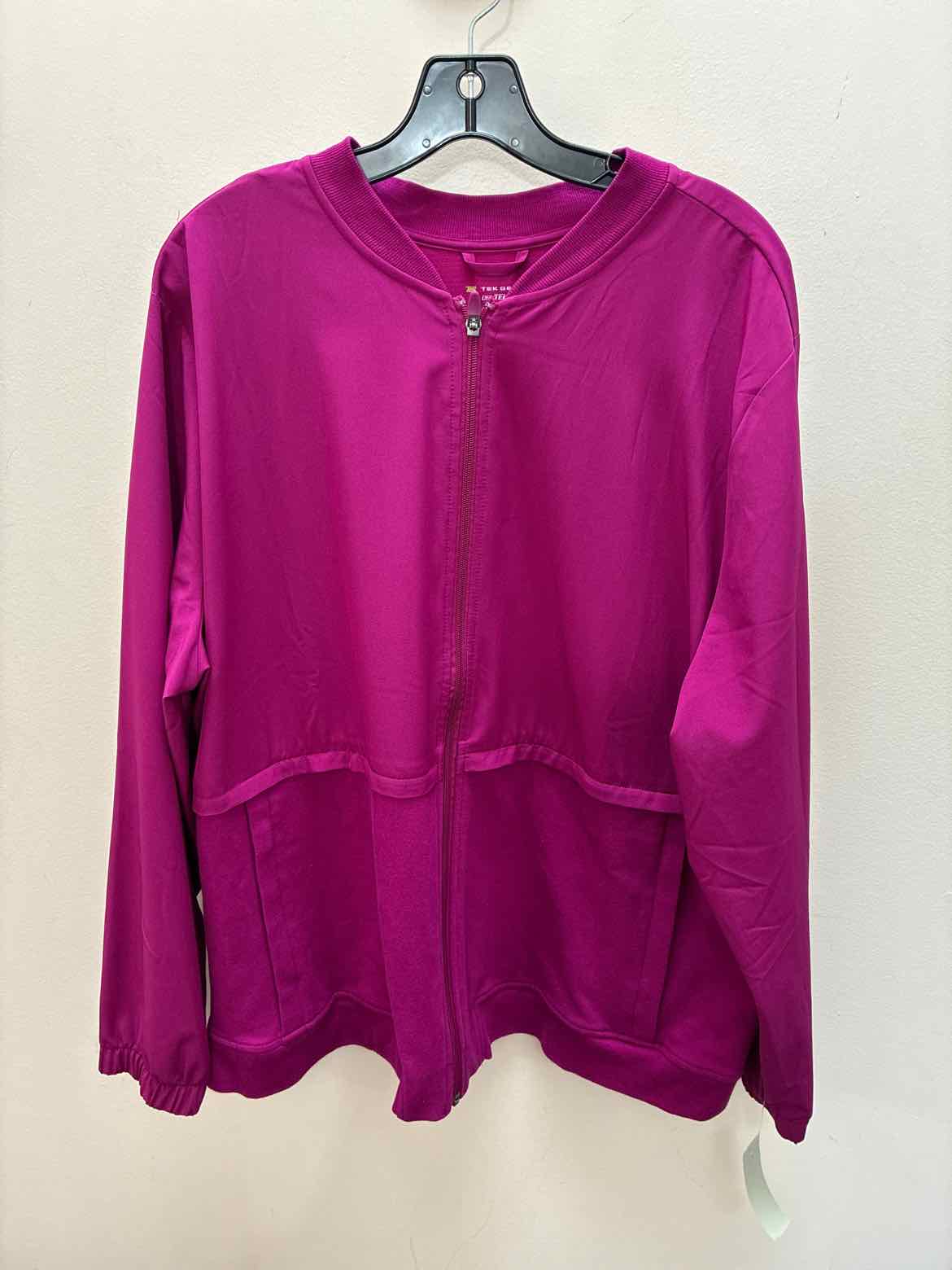 Size 1X Tek Gear Long Sleeve Performance wear