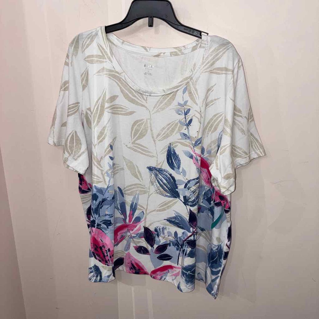 Size 1X Alia Short Sleeve T-shirt