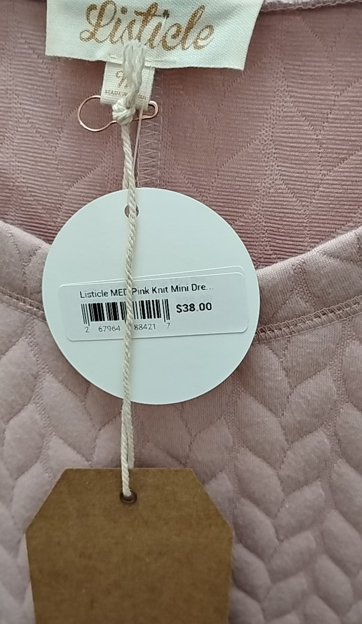 Size M Listicle Dress